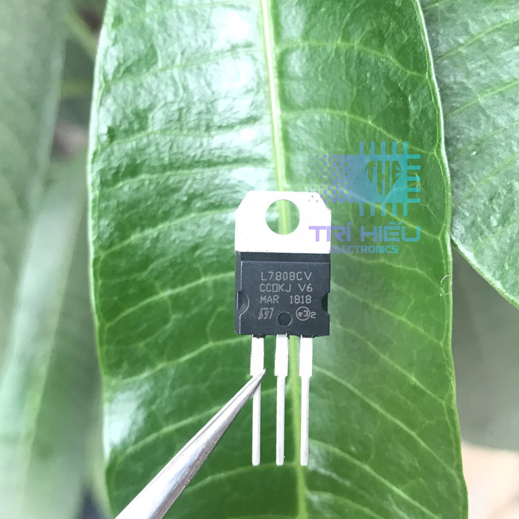 IC ổn áp 12v 1A 7812 L7812CV TO-220