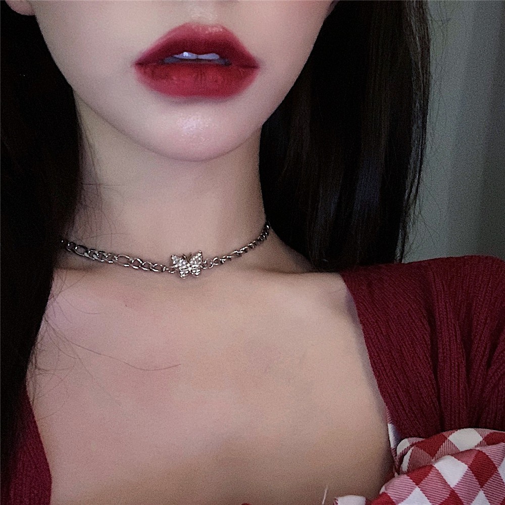 Vòng Cổ Choker Hình Bướm Đính Đá Sang Trọng