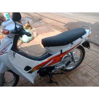 Dàn áo wave 110 màu trắng