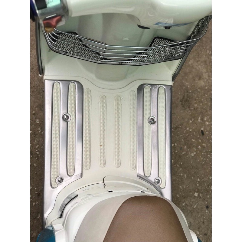 Giỏ julio rổ dành cho xe julio 50cc xe nhật bãi để đựng đồ ở yếm xe dùng để trang trí xe julio 50cc xe nhật bãi.........