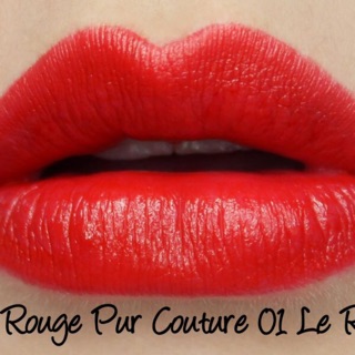 Son Yves Saint Laurent (YSL)