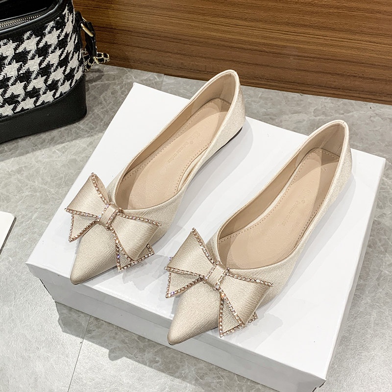 Giày Búp Bê Mũi Nhọn Đế Mềm Đính Đá Trang Trí Sang Trọng Thời Trang 2022 Cho Nữ Size 33-44