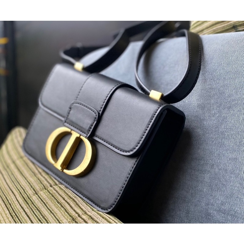 Túi D I O R micro sac montaigne sz17