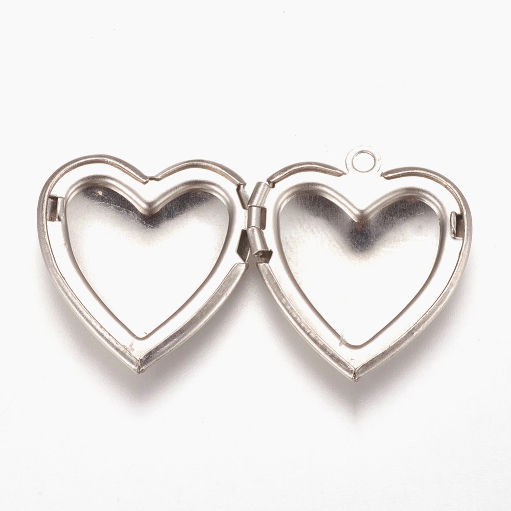 Benecreat 10pc 316 Stainless Steel Locket Pendants Photo Frame Charms For Necklaces Heart Stainless Steel Color 25x22.5x6.5mm Hole: 2mm