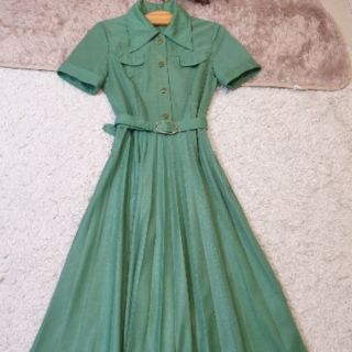 Đầm vintage Hải Yến