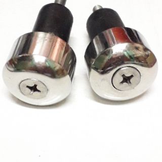 Cục gù tay lái đặc Attila - 2 cái