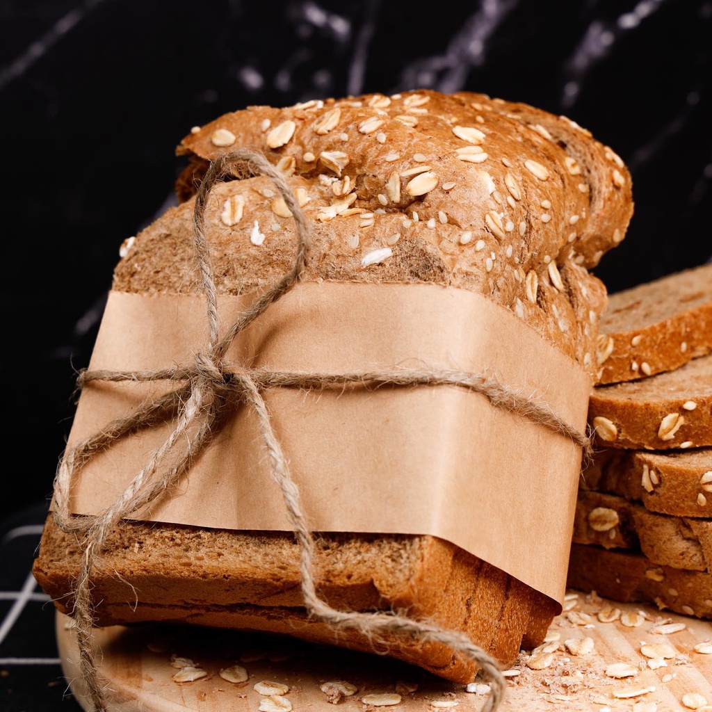 Bánh Mì Ngũ Cốc Yến Mạch 600Gr Thương Hiêu Gạch Đỏ Dành Cho Ăn Kiêng Healthy Food