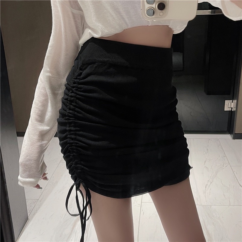 Chân váy rút dây nhún ngắn có quần lót trong ôm body tôn dáng nâng mông uzzlang cho nữ màu đen và trắng BAELYN | BigBuy360 - bigbuy360.vn