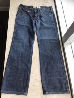 Quần nữ Jean Levi's 29