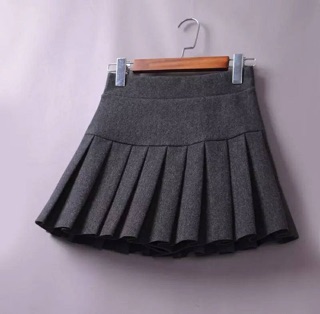 Chân váy dạ xếp ly