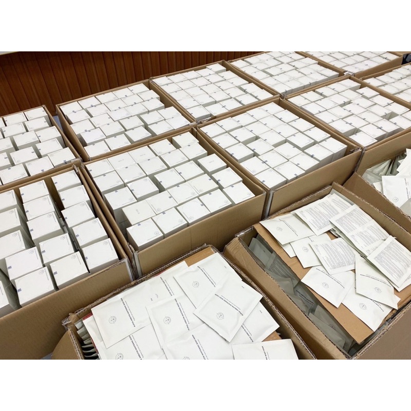 Kem Bamboo whitening body cream spotlesswhite 2022