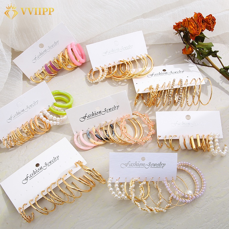 Đôi Bông Tai Họa Tiết Bươm Bướm Thời Trang Sành Điệu Cho Nữ