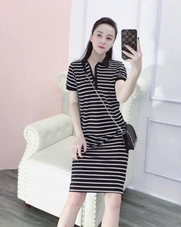 Váy body kẻ ngang có cổ cotton