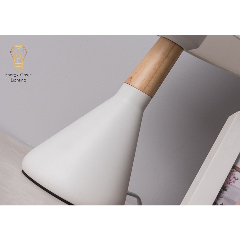 Đèn Ngủ Để Bàn Energy Green Lighting DB-3052 - Kim Loại Cao Cấp - Kiểu Dáng Sang Trọng - Tặng Kèm Bóng Led