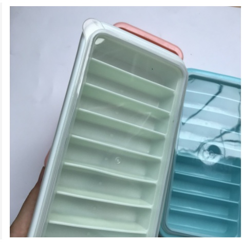 Khay đá có nắp đậy 9 viên, khay chia đồ ăn Việt Nhật-MS 6933