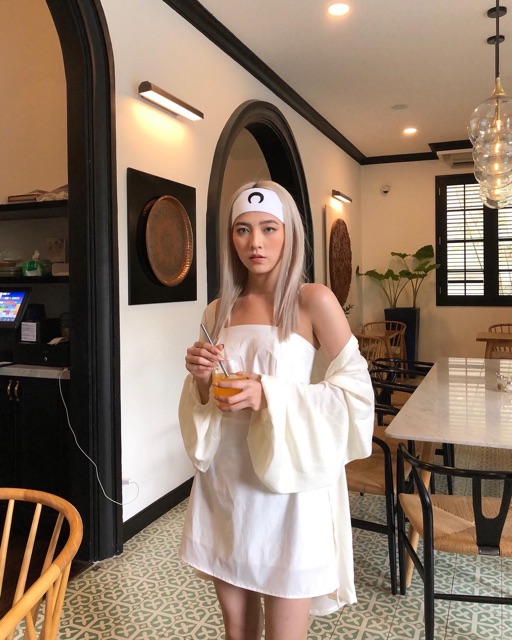 Nguyên set đầm hai dây và áo khoác | BigBuy360 - bigbuy360.vn