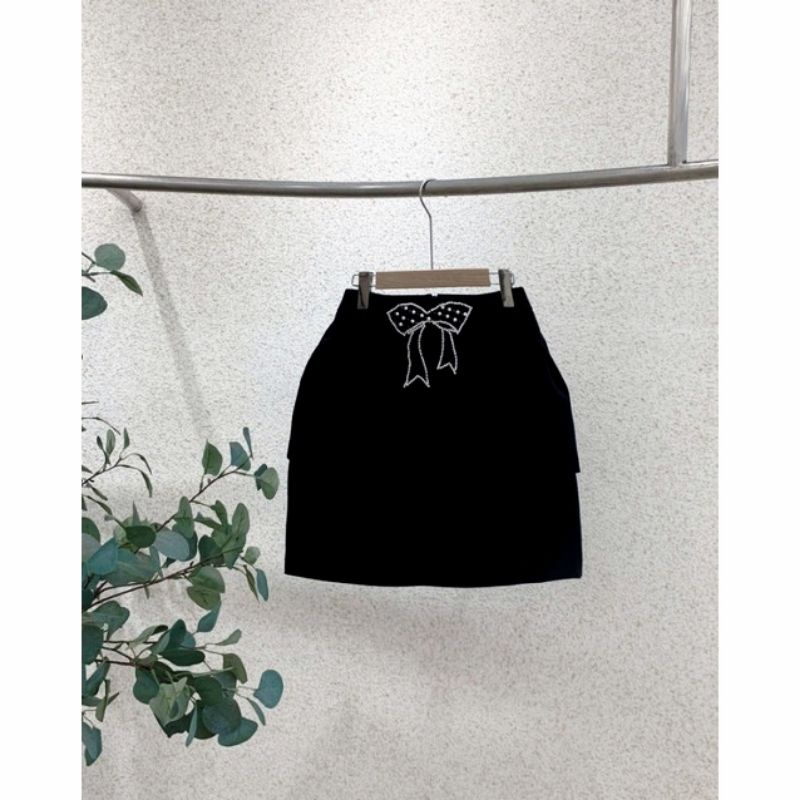AMY STORE ⤑Chân váy tầng đính ngọc t.rai sang chảnh ⇿〈Giá gốc 1.450〉