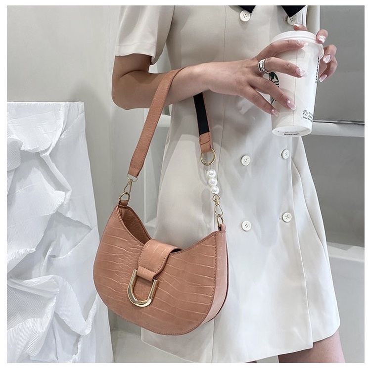 Túi Xách Nữ kẹp Nách Đeo Vai Phối Dây Ngọc Xinh Phong Cách Hàn Quốc Phù Hợp Đi Chơi Đi Tiệc