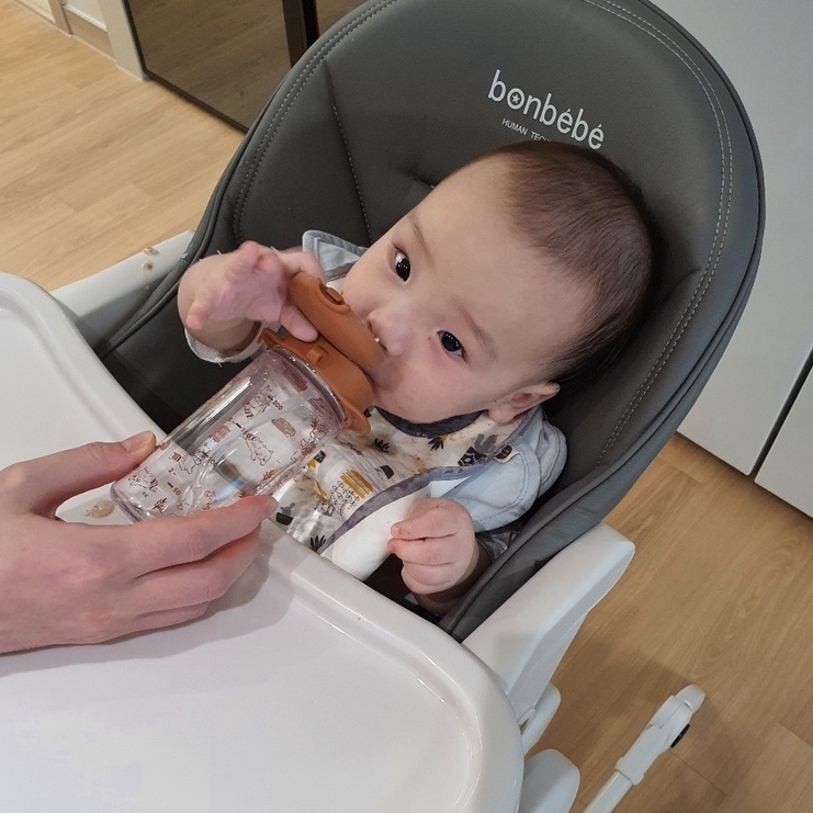 Bình uống nước Richell AQ Slim Straw  Bottle Mug R 160ml, 240ml