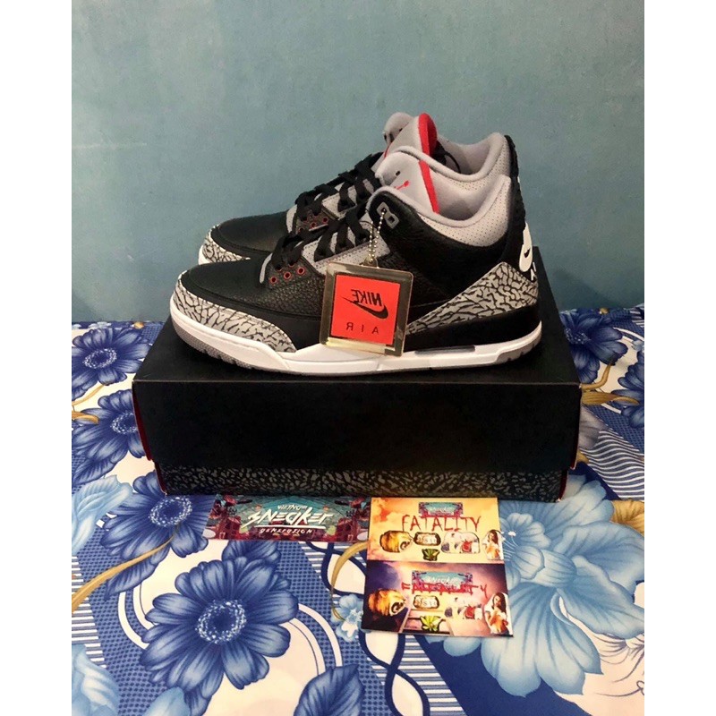 'Giày Cổ Thấp' Nike Air Jordan 3 Retro Black Cement (2018)