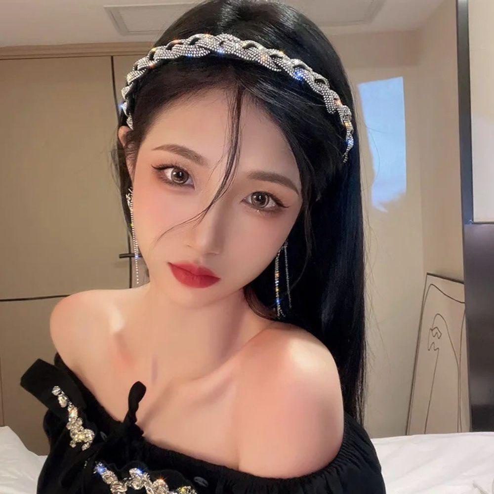 Băng Đô Cài Tóc Dạng Xoắn Lấp Lánh Sang Trọng Cho Nữ