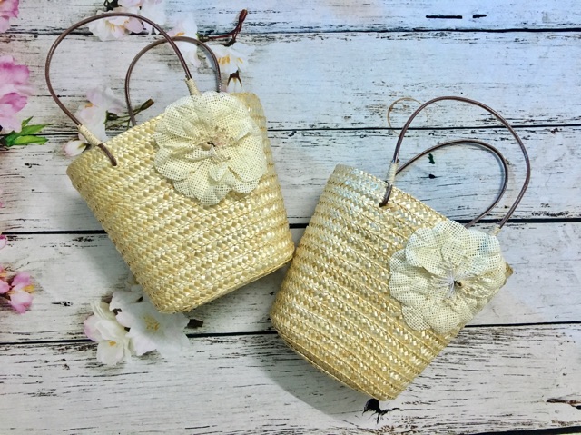 Túi cói hoa đi biển style vintage