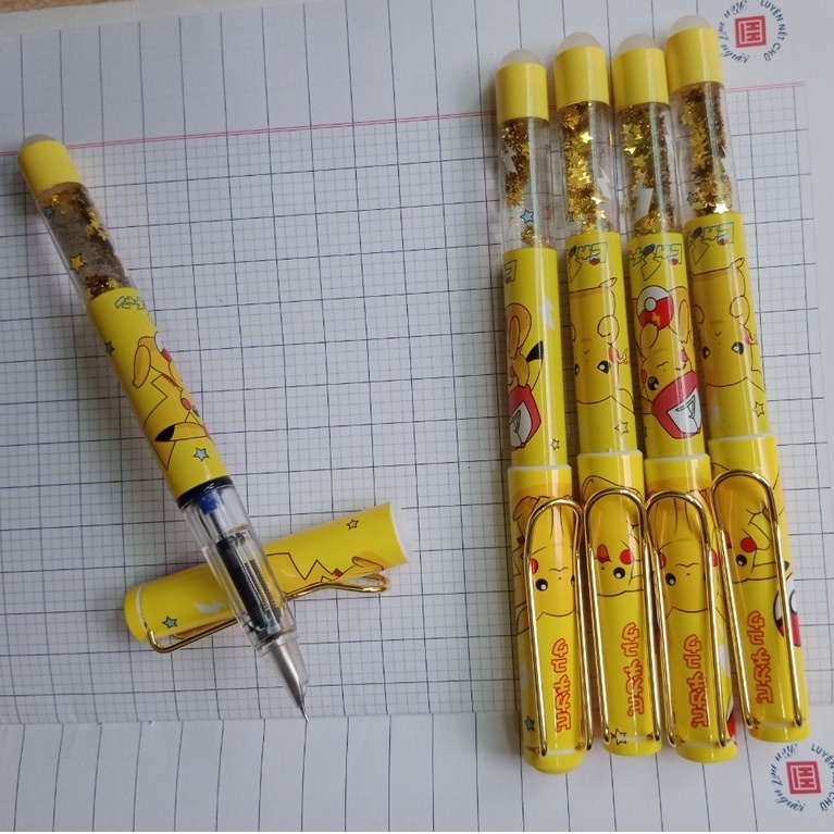 Bút máy xóa được NHŨ POKEMON kèm 1 ống mực cho bé tập viết