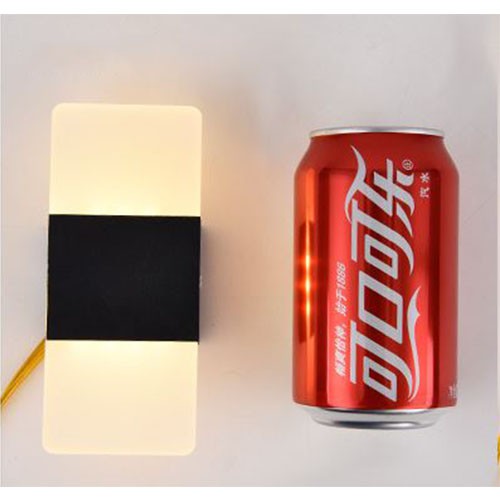 Đèn LED MONSKY VERA gắn tường trang trí nội thất sang trọng.