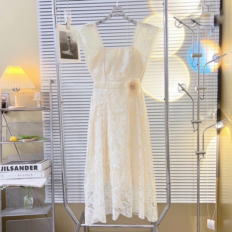 Váy ren cánh tiên