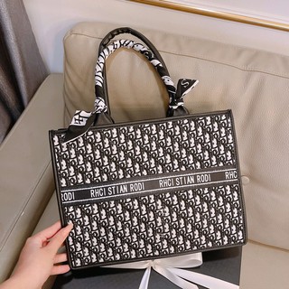 Túi Xách Công Sở Kèm Khăn Size 35