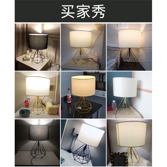 Đèn ngủ để bàn đế hình kim cương (có chỉnh sáng)