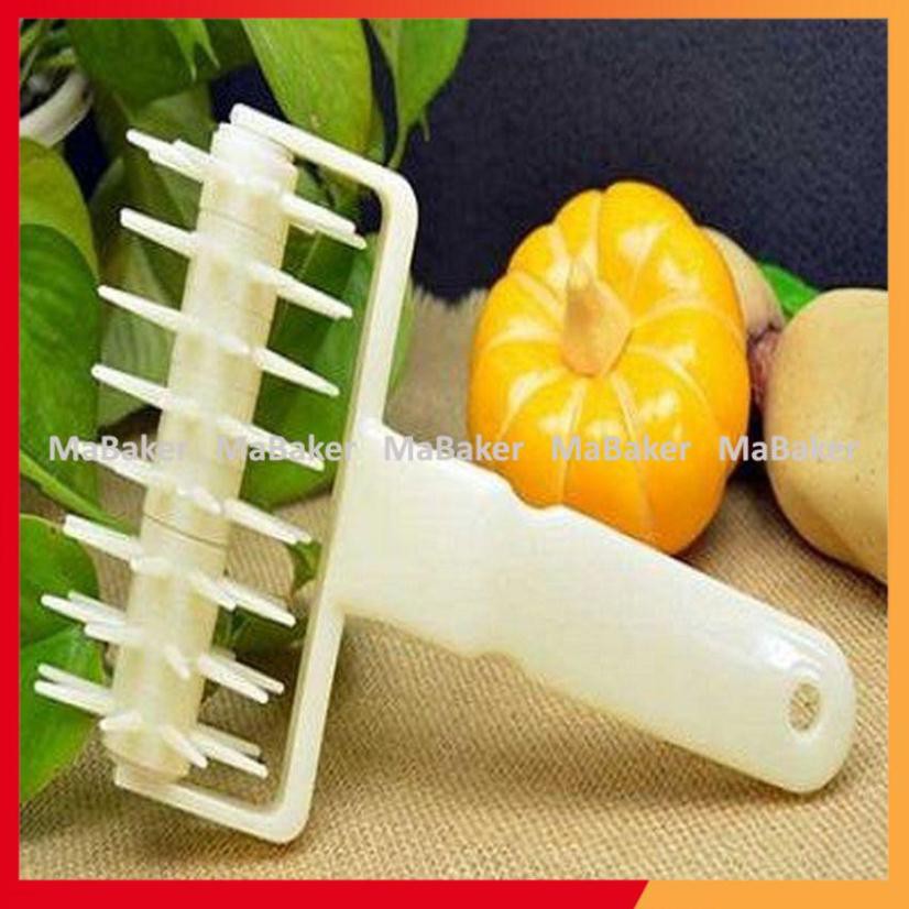 Lăn đinh tạo hình cho bánh quy, bánh pizza, nhỏ gọn, dễ dùng, nhanh chóng, siêu bền - MaBaker