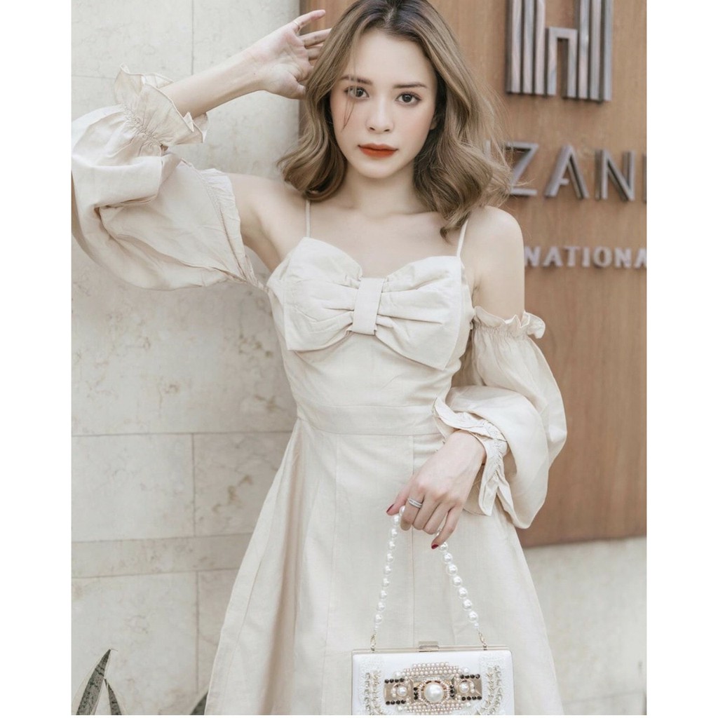 Đầm trễ vai so cute kèm nơ ngực siêu xinh