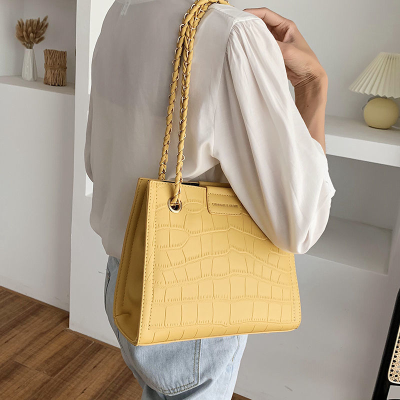 Túi Đeo Chéo Vuông Dây Kim Loại Thời Trang 2020 Cho Nữ