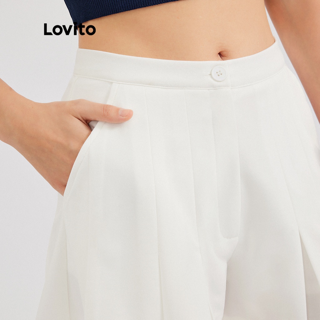 Quần short Lovito kết cấu nhăn xếp nếp màu trơn phong cách ngày thường L30ED046 (màu trắng)
