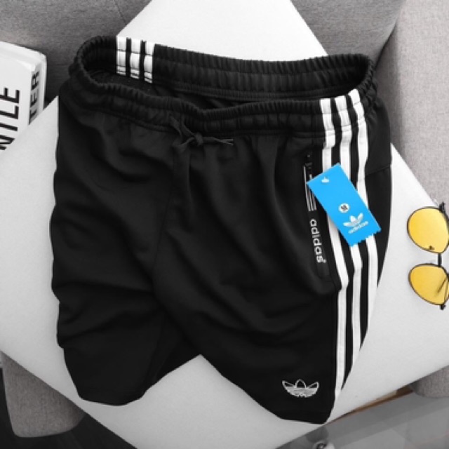 Quần short thể thao 3 sọc cao cấp siêu thấm hút và co giản | BigBuy360 - bigbuy360.vn