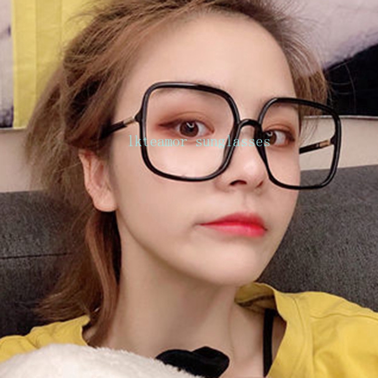 Mắt kính giả cận phong cách vintage cho nữ