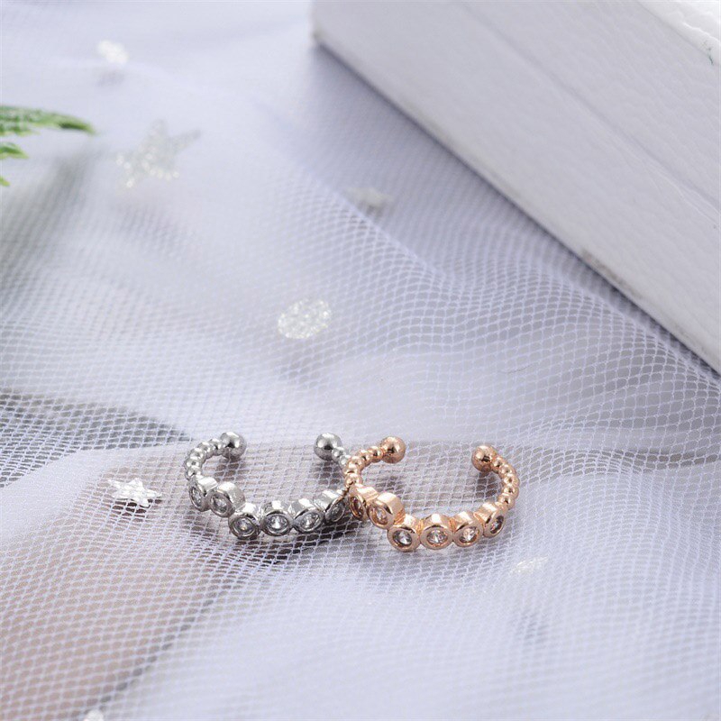 Khuyên vành tai đính đá phong cách Hàn Quốc cá tính thời trang