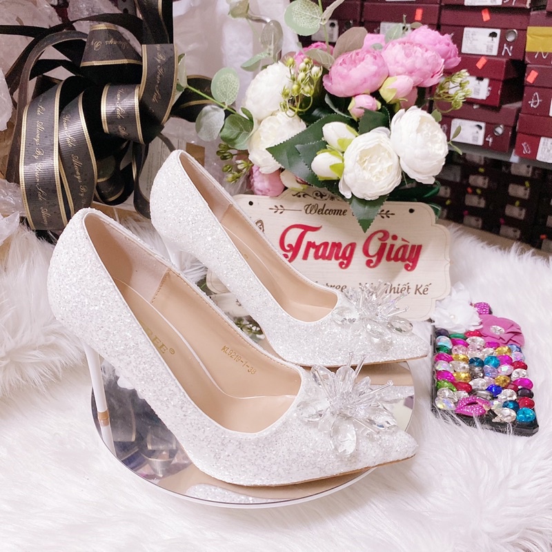 GIÀY CƯỚI THIẾT KẾ ĐÍNH HOA PHA LÊ CAO CẤP