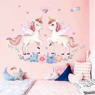 decal dán tường trang trí ngựa hồng