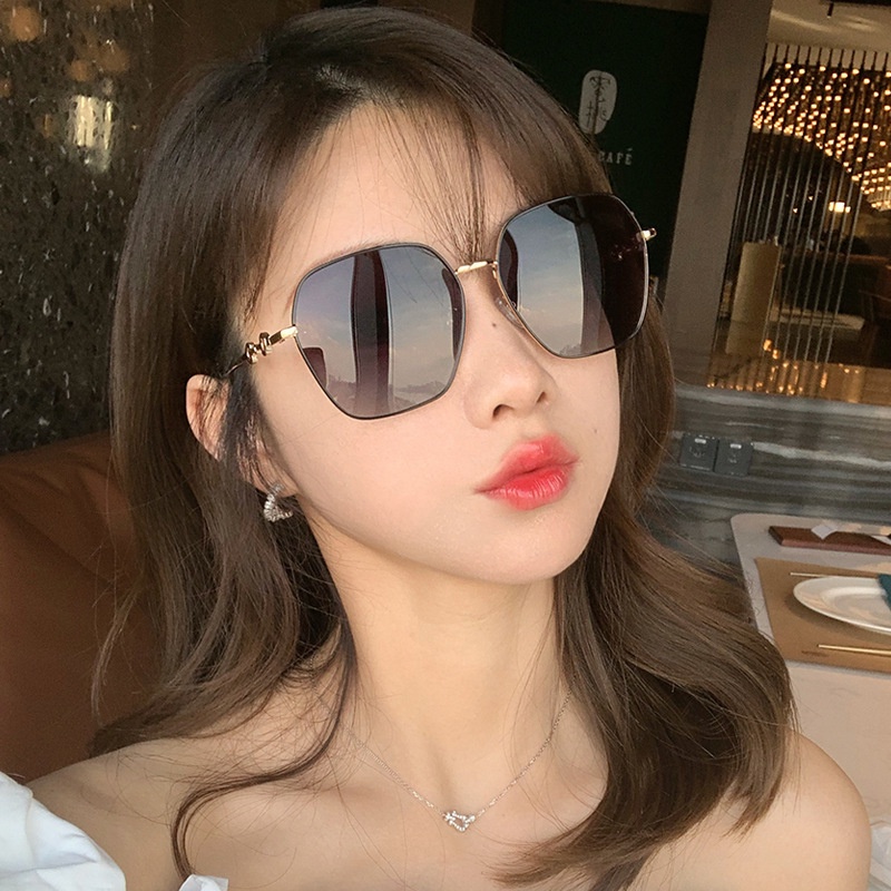 Kính Mát Gọng Kim Loại Tròng Màu Gradient Chống Tia UV400 Thời Trang Cá Tính Cho Nữ