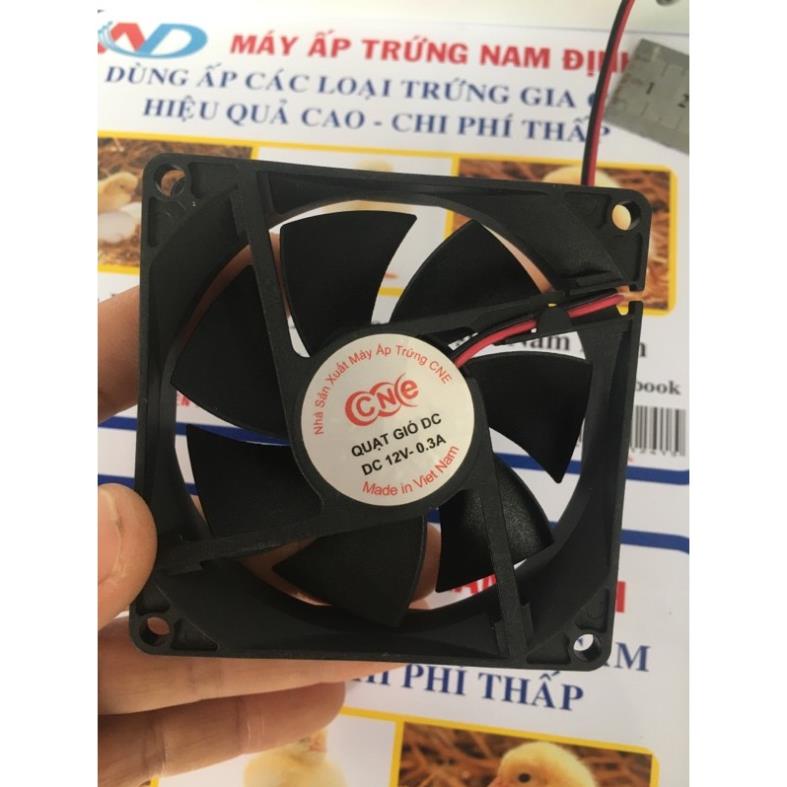 Quạt Máy Ấp Trứng 12V 8cm x 8cm