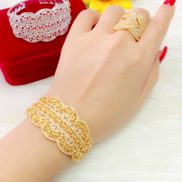 Vòng tay kiểu cao cấp dát vàng 18k dát bạch kim