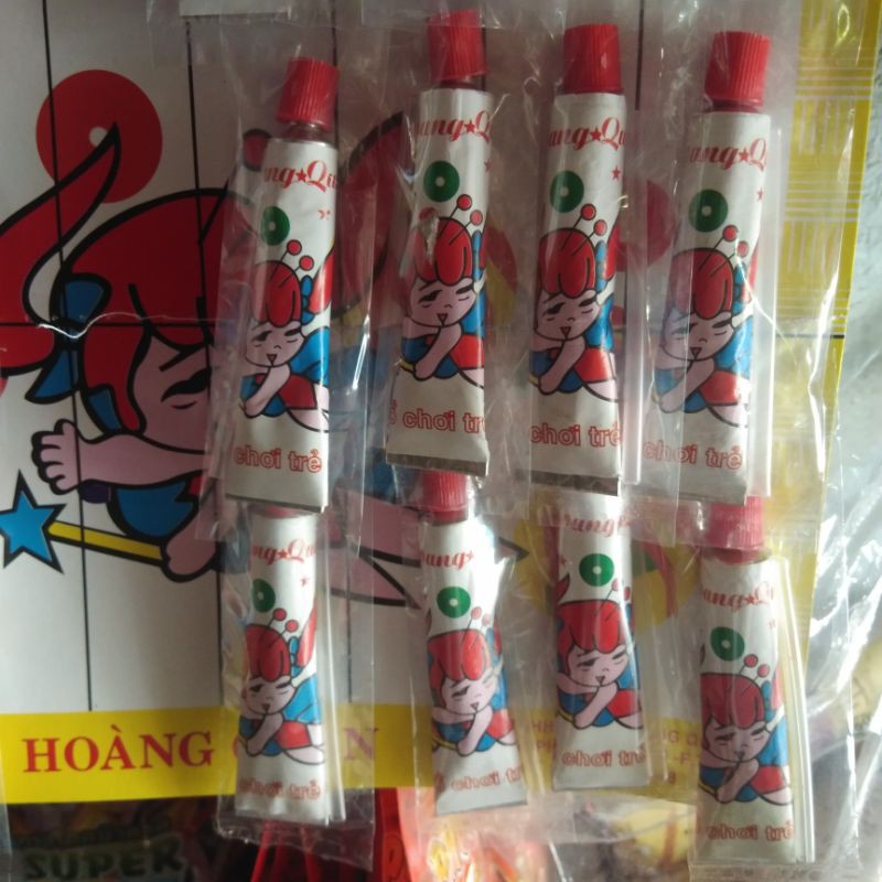 Keo thổi bong bóng trẻ em chai 8cm hàng việt nam