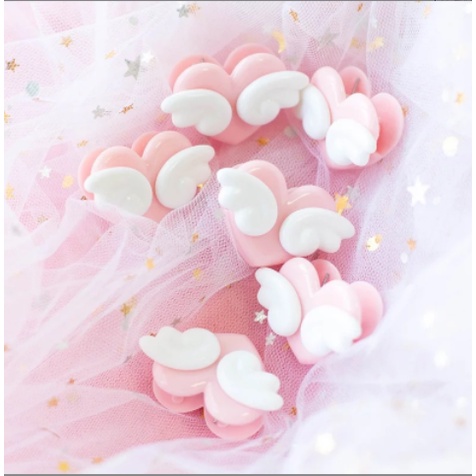 Kẹp trái tim MCT4 móc treo nhựa cute dễ thương