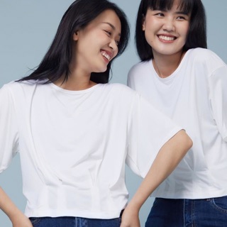 Blue T shirt . Áo thun kiểu .