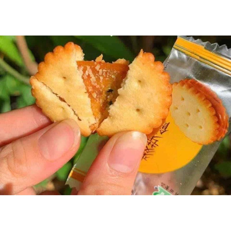 BÁNH QUY TRỨNG MUỐI LẺ 1 GÓI - Lùn Con Food