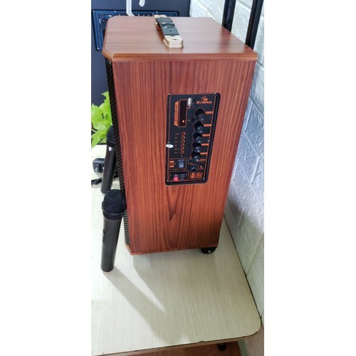 Loa kẹo kéo karaoke vỏ gỗ K88 bass 25cm hát cực hay tặng kèm 2 micro bảo hành 12 tháng