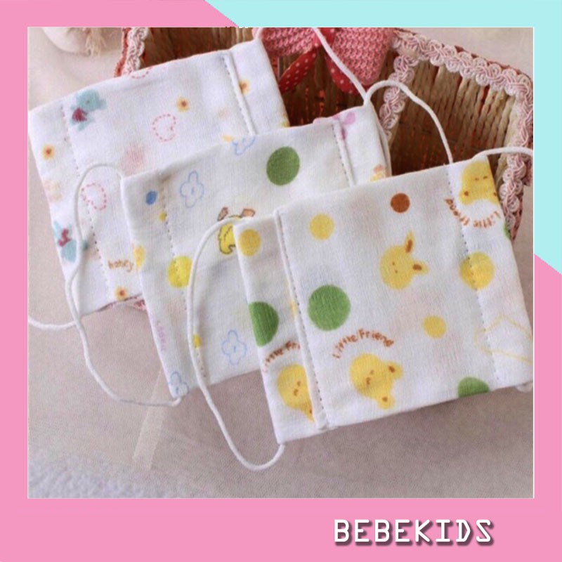 Khẩu trang xô 6 lớp cho bé, quai có nút điều chỉnh