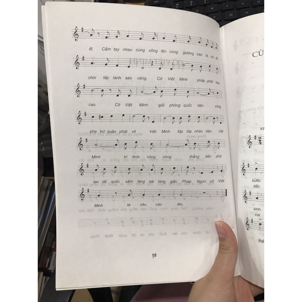 Sách - Bài ca xây dựng : Tuyển chọn các ca khúc đặc sắc về giai cấp công nhân Việt Nam